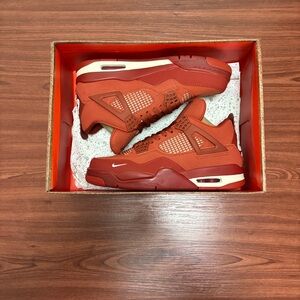 Air Jordan 4 Men's Bold
Red Sneakers